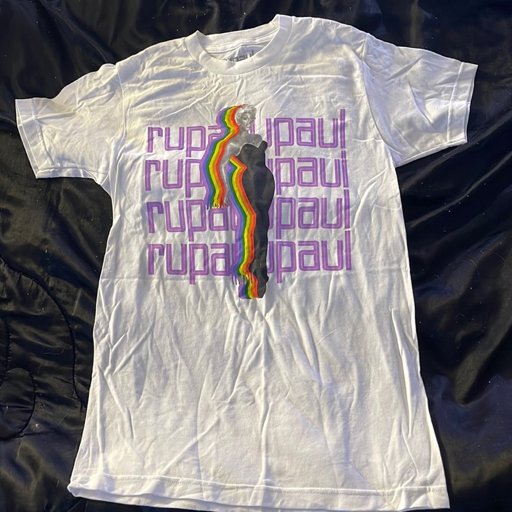NWOT Men's Rupaul T-shirt